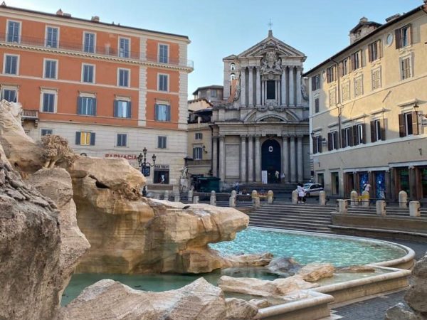 Le quartier Trevi la fontaine de Trevi la place du Quirinal