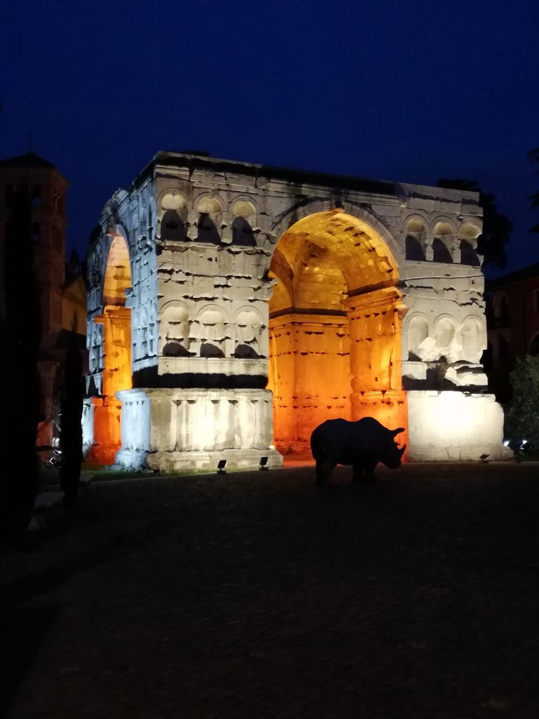 arc de Gianus illuminé