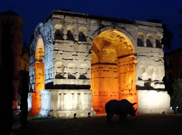 arc de Gianus illuminé