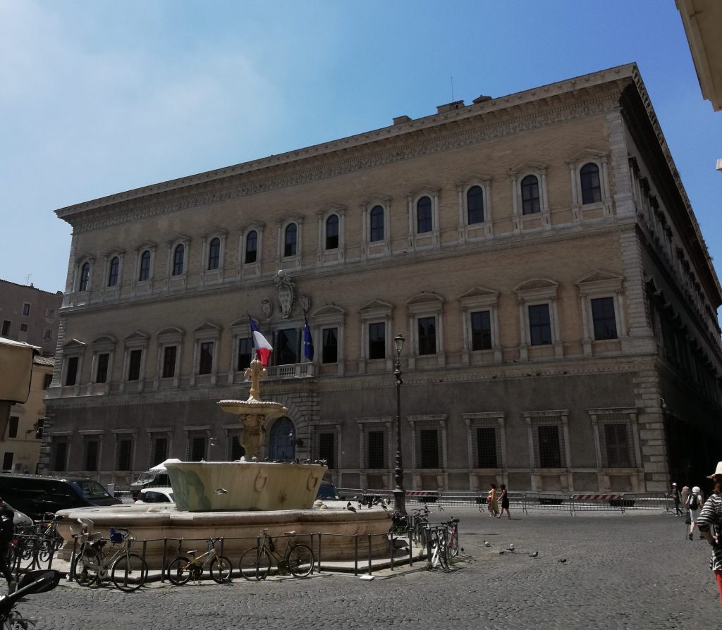 palais Farnese