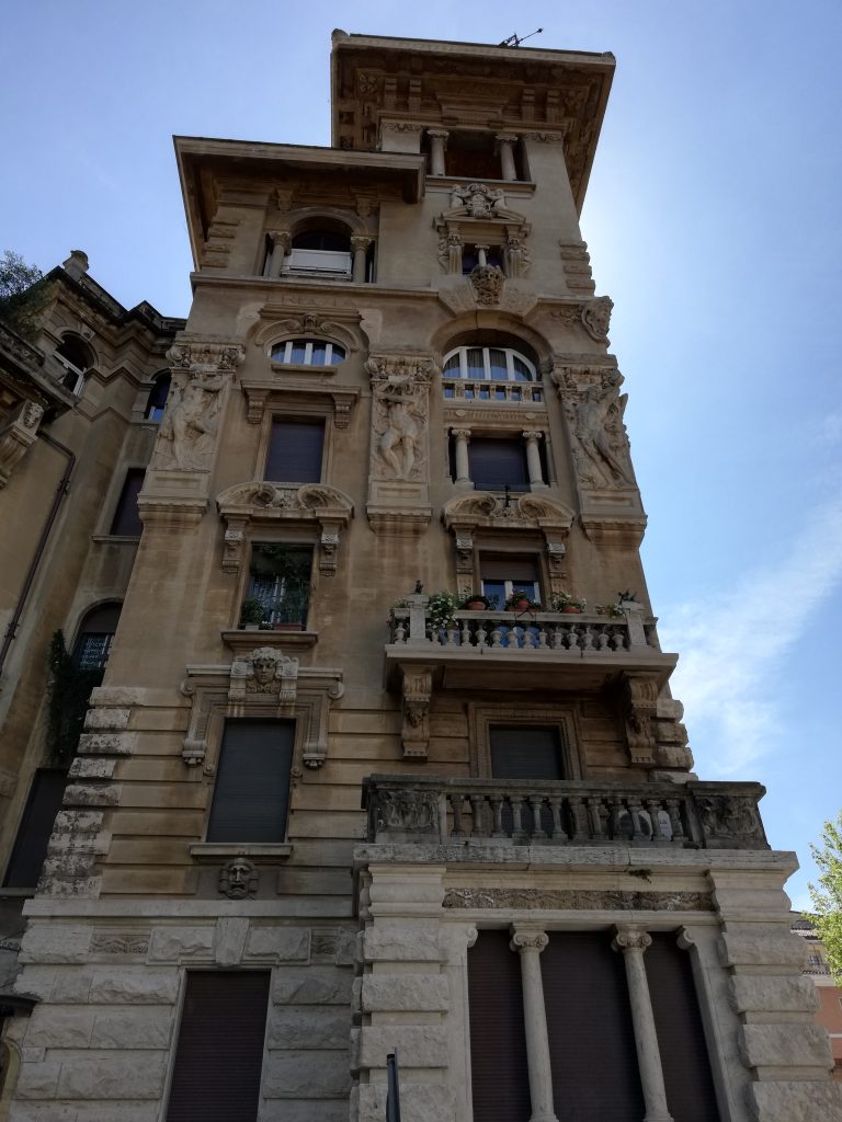 entrée quartier Coppedé