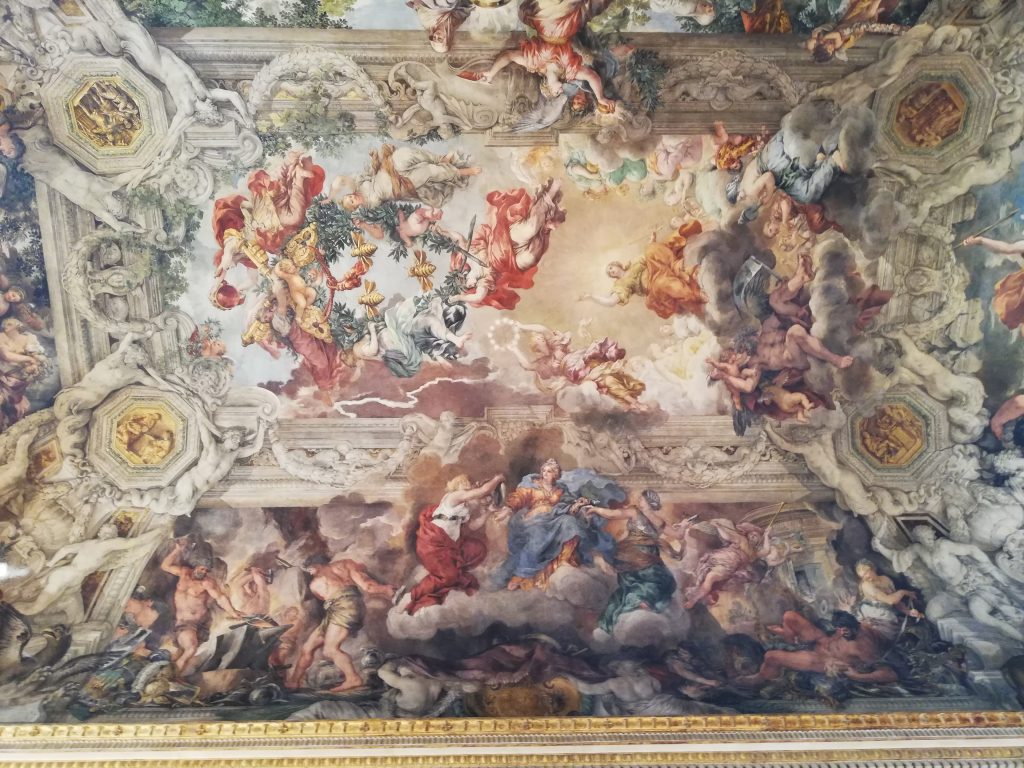 plafond de la divine providence du palais Barberini de Pietro da Cortona
